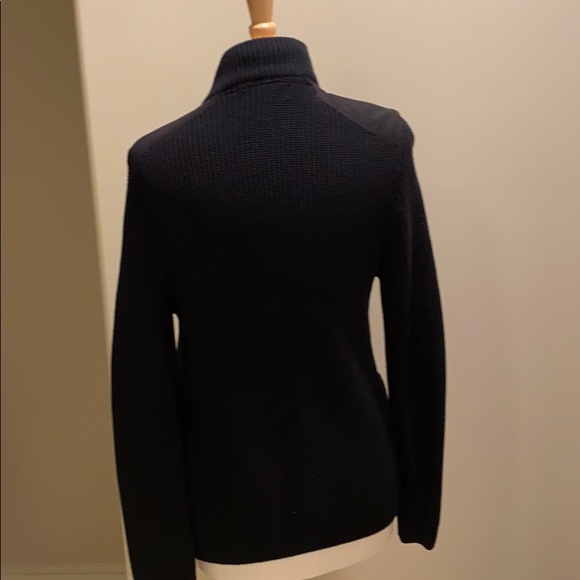 Black jacket suede shoulder pads - Picture 5 of 6